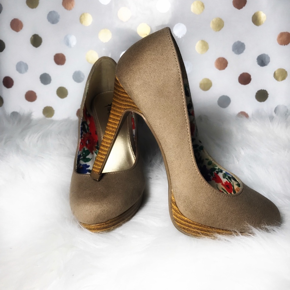 Spring Time Tan Sueded Wood Heel Pumps